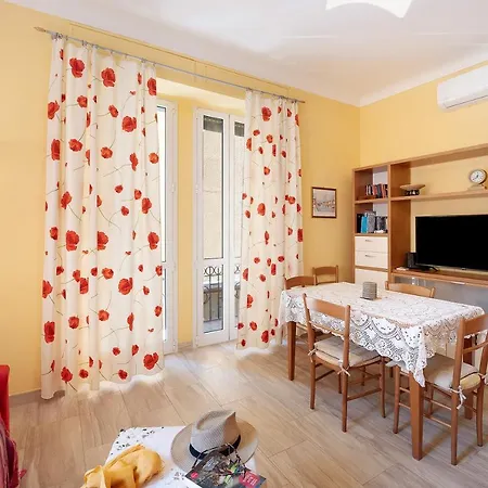 Apartament Vacanze Alassio